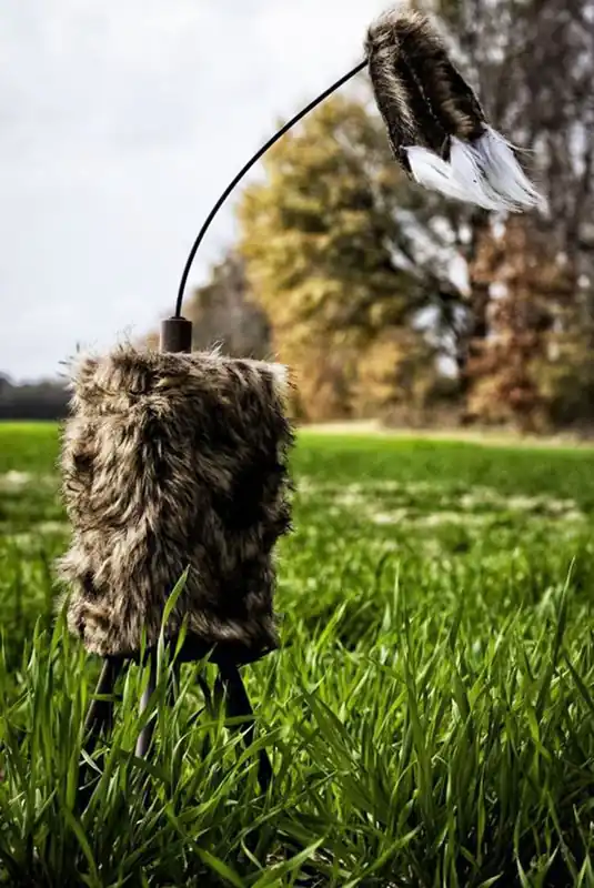 Price Cut | Mojo Outdoors Mojo Super Critter Predator Decoy